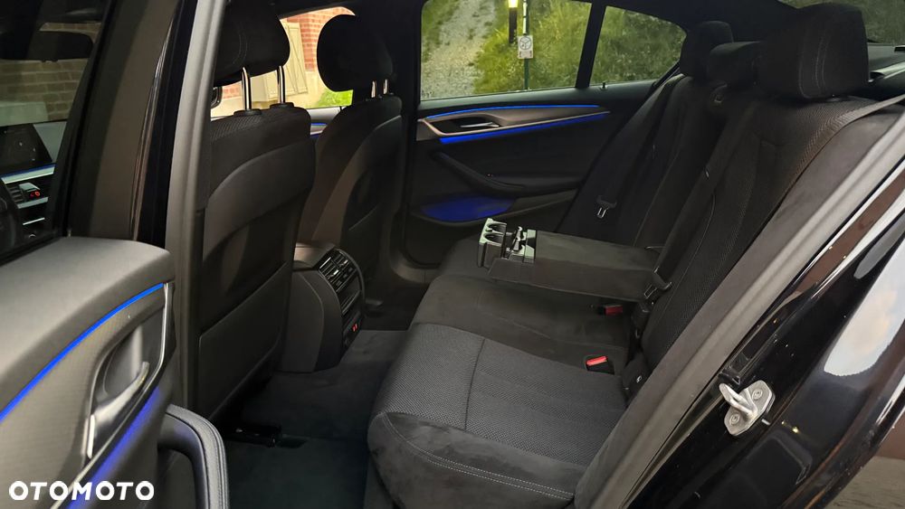 BMW Seria 5 520d xDrive M Sport sport - 19