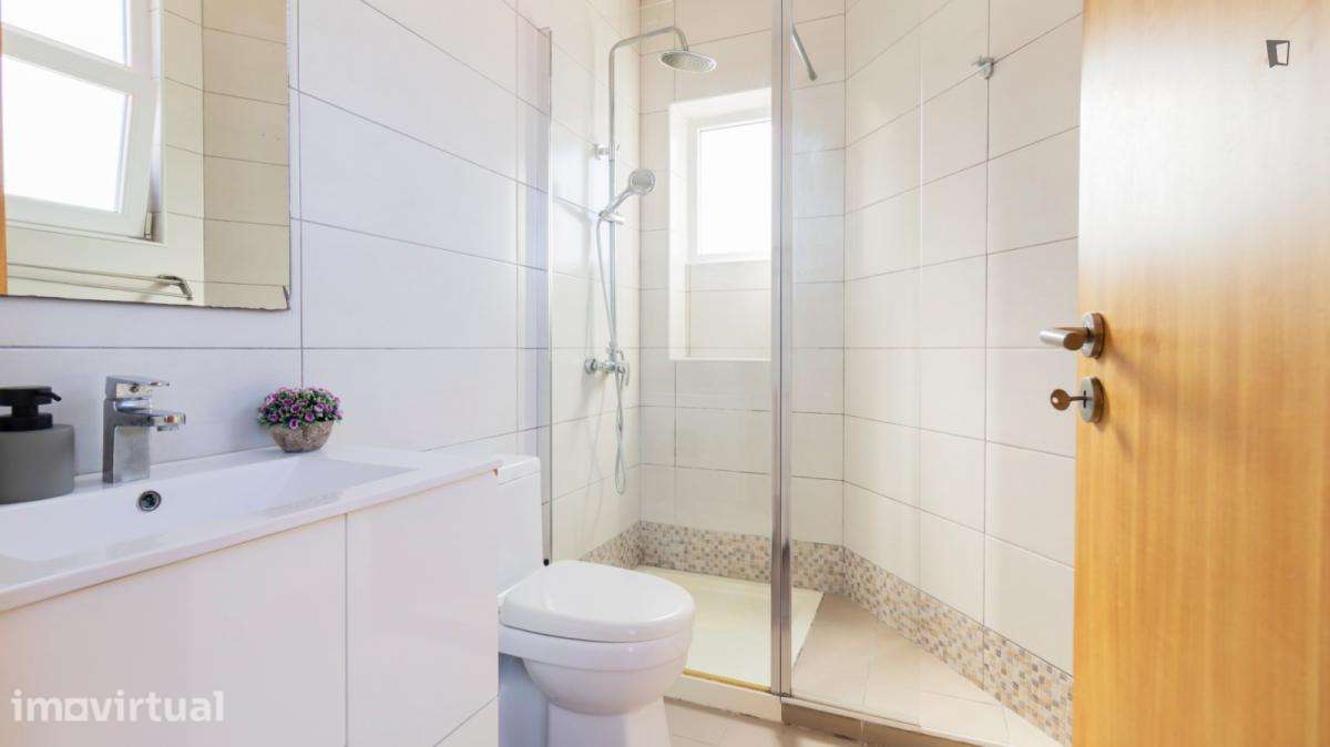 Apartamento com 2 quartos - localizado em Ramalde Porto - Grande imagem: 2/38