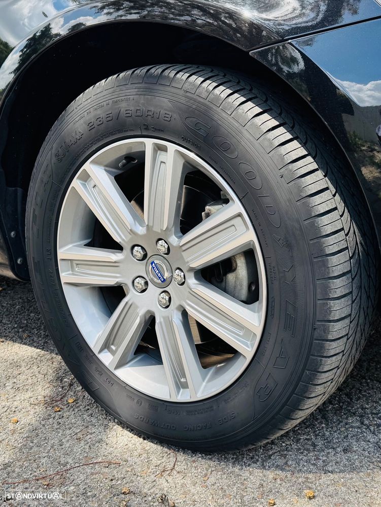 Volvo XC 60 2.0 D4 Dynamic Edition Geartronic - 26