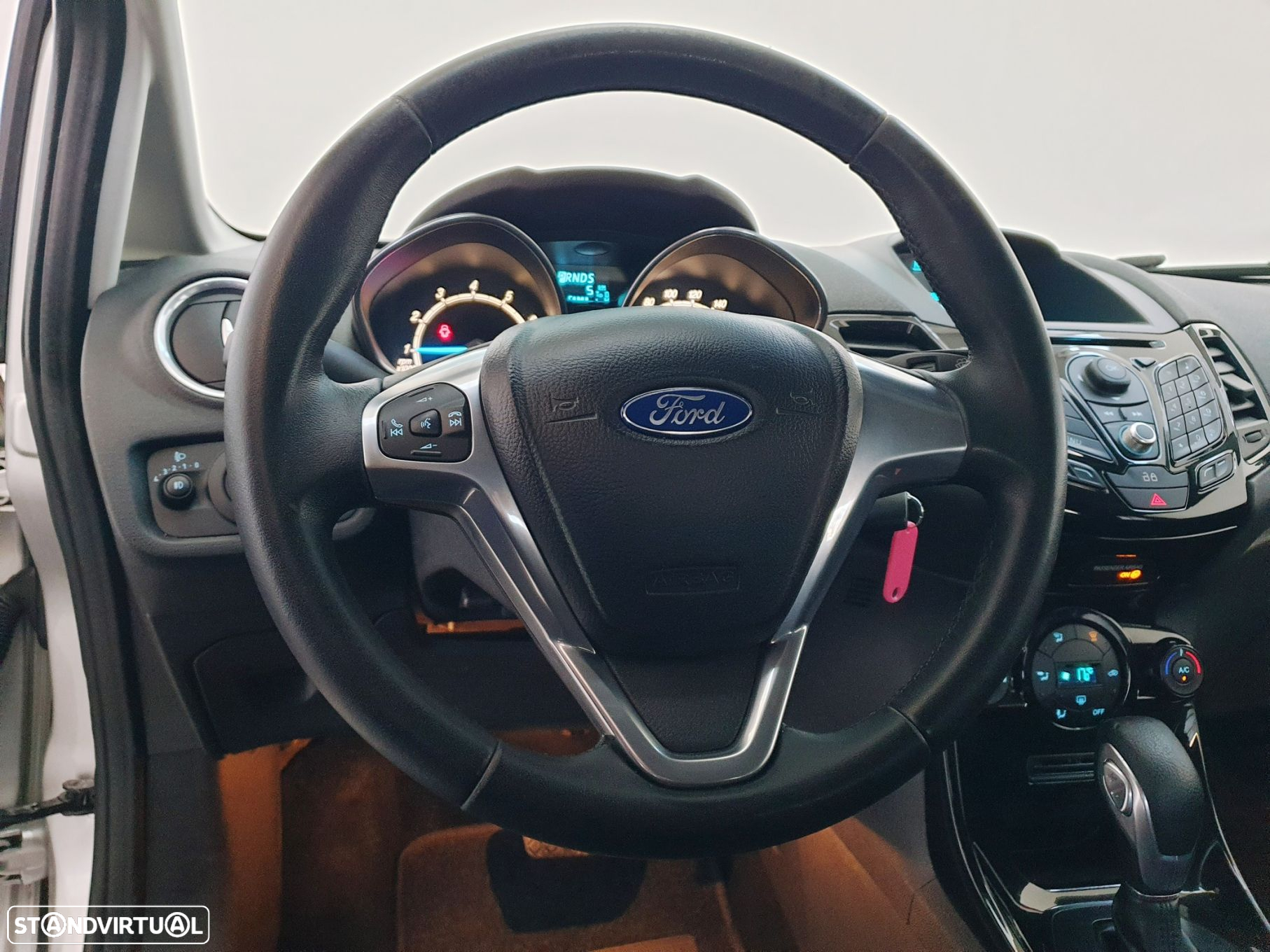 Ford Fiesta 1.0 T EcoBoost Titanium PowerShift - 13
