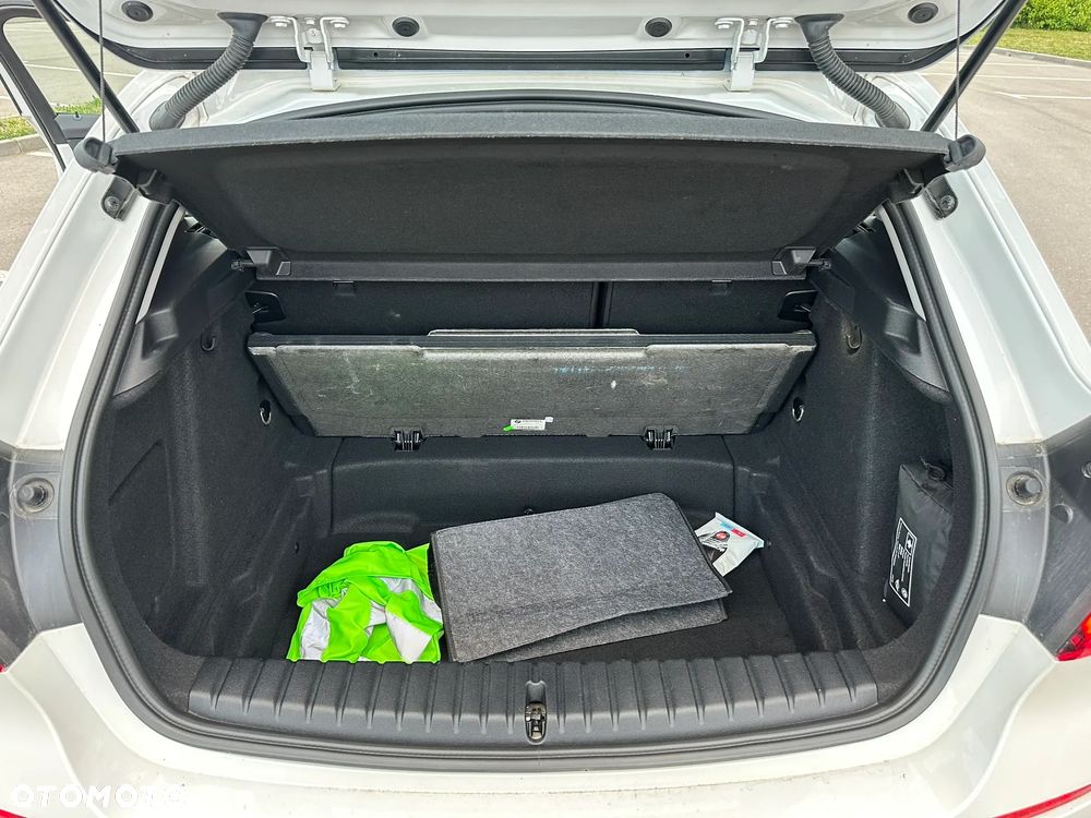 BMW Seria 1 118i Advantage - 8
