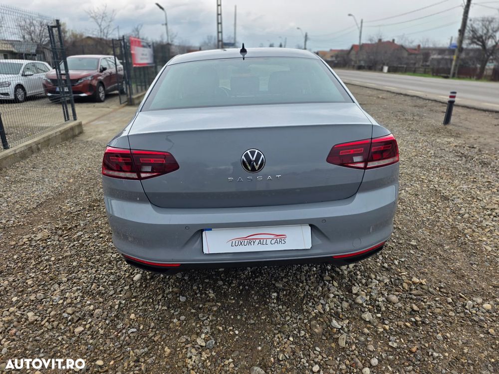 Volkswagen Passat 2.0 TDI DSG Comfortline - 4
