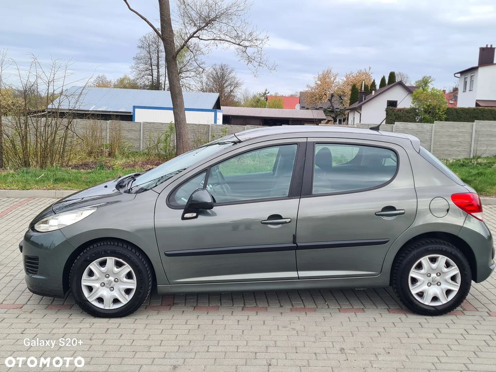 Peugeot 207 - 2