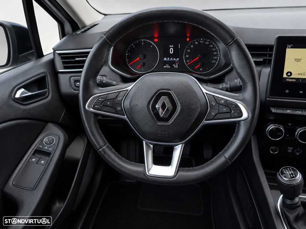 Renault Clio - 31