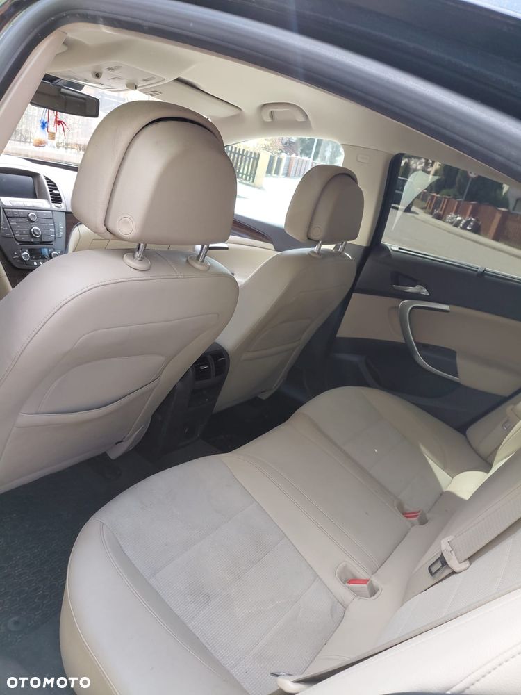 Opel Insignia 2.0 T Cosmo 4x4 - 9