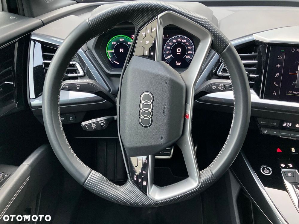 Audi Q4 e-tron - 13
