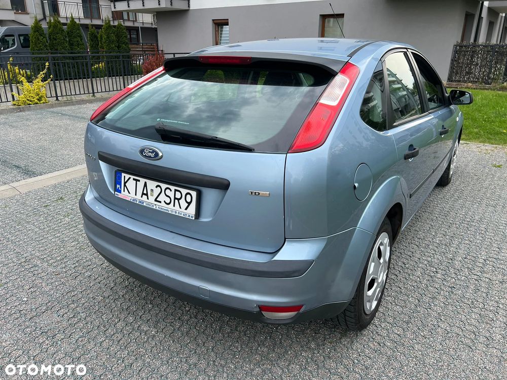 Ford Focus 1.8 TDCi Ambiente - 7