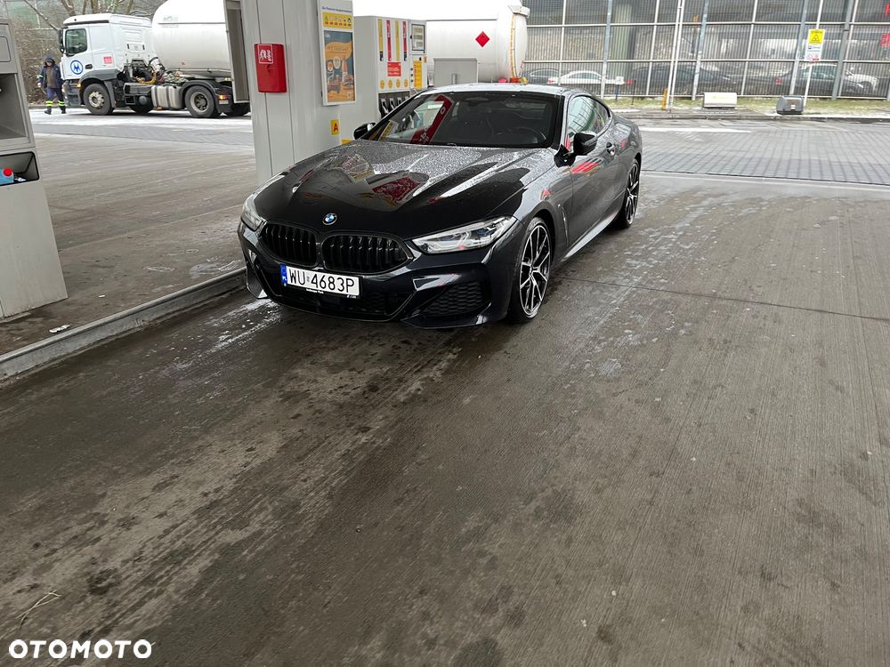 BMW 8