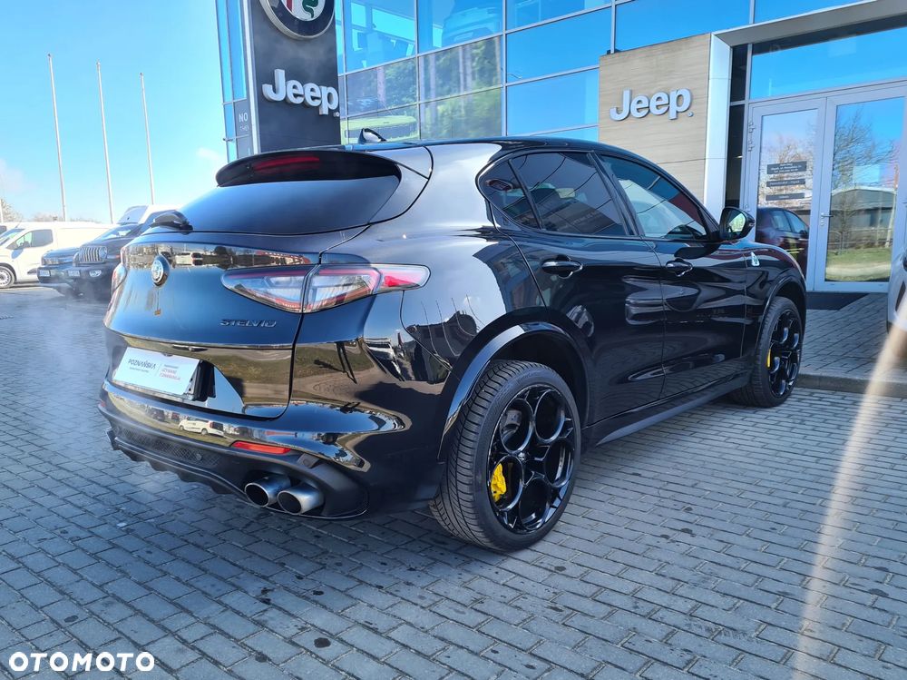 Alfa Romeo Stelvio 2.9 V6 Bi-Turbo Quadrifoglio Q4 - 8