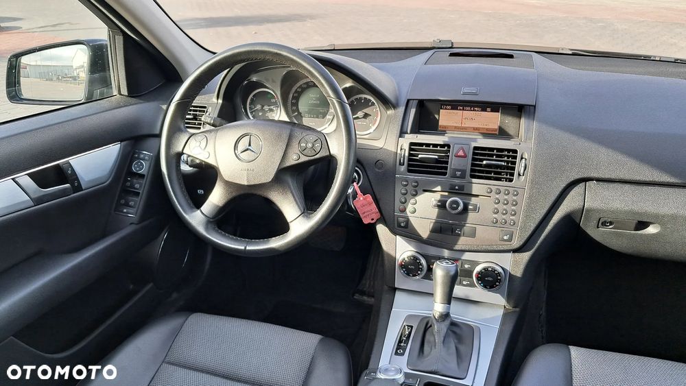 Mercedes-Benz Klasa C 180 T BlueEFFICIENCY 7G-TRONIC Elegance - 6