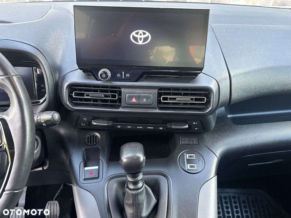 Toyota Proace City Verso Long 1.5 D-4D Family - 26