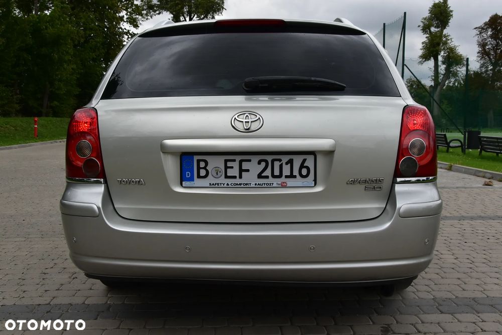 Toyota Avensis 2.0 VVT-i Automatik Executive - 29