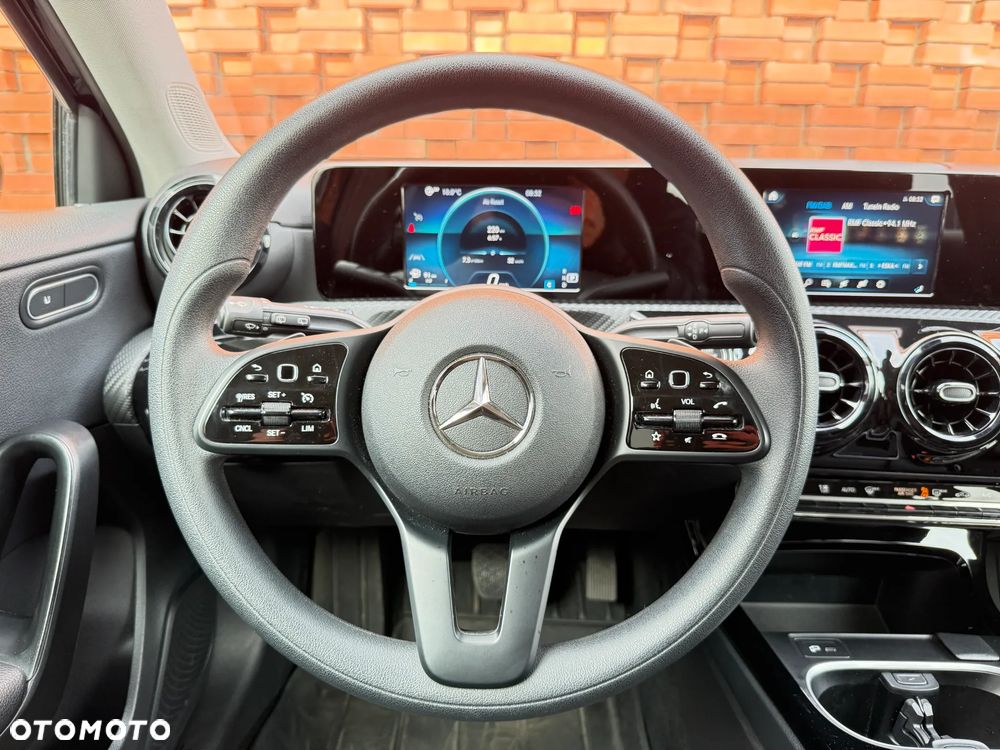 Mercedes-Benz Klasa A 200 d 4Matic 8G-DCT - 17