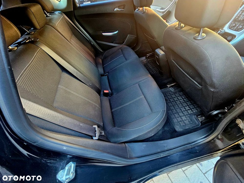 Opel Astra 2.0 CDTI Cosmo - 7