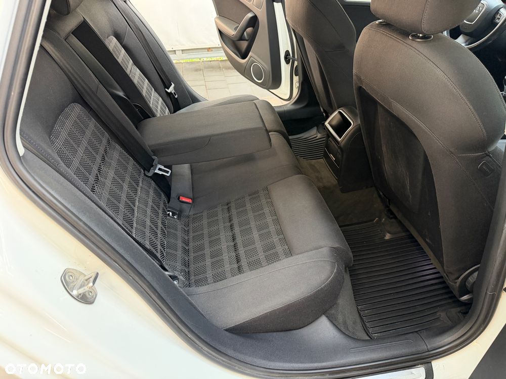 Audi A4 Avant 2.0 TDI DPF Quattro - 35