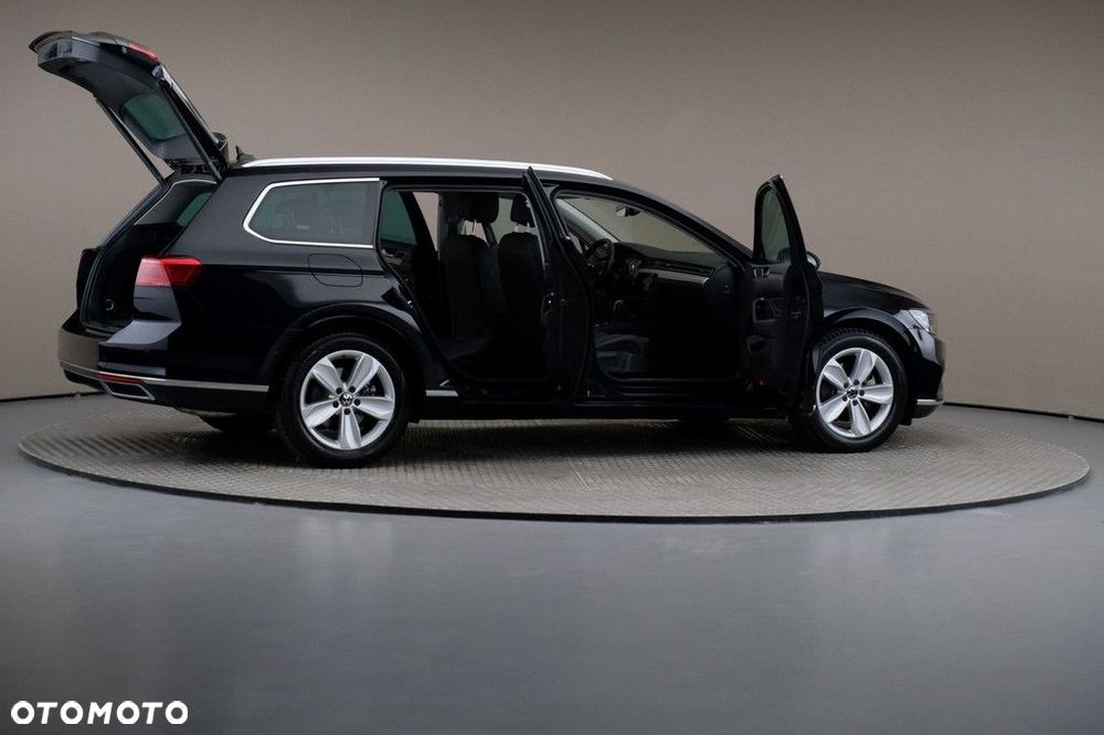 Volkswagen Passat Variant 2.0 TSI Elegance DSG - 6