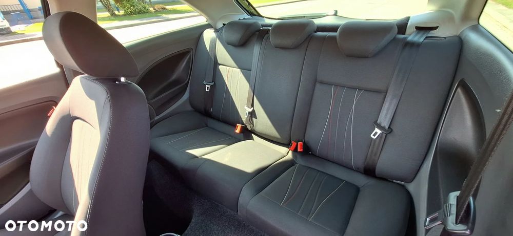 Seat Ibiza SC 1.4 16V Sport - 12