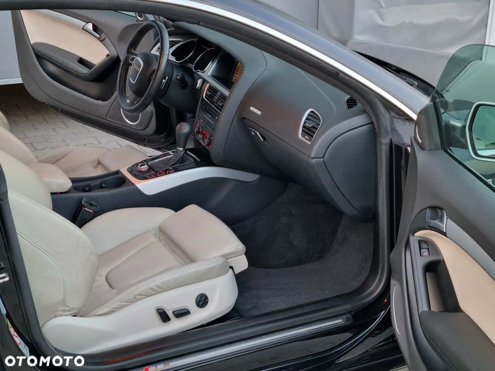Audi S5 Coupé 4.2 Quattro - 13