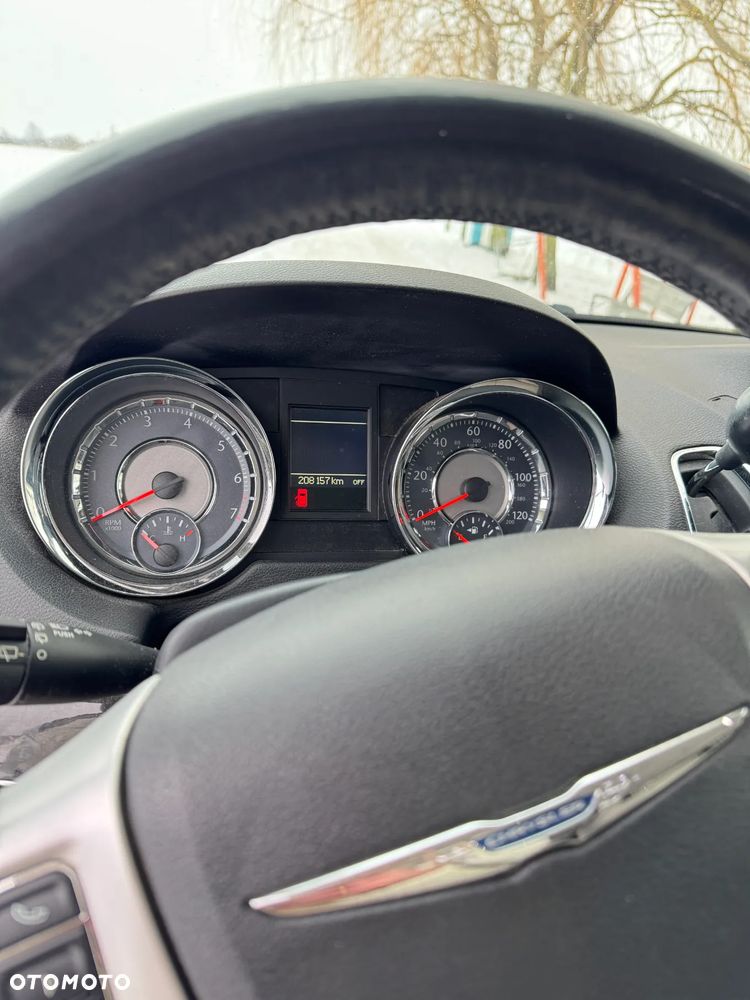 Chrysler Town & Country 3.6 Touring - 13