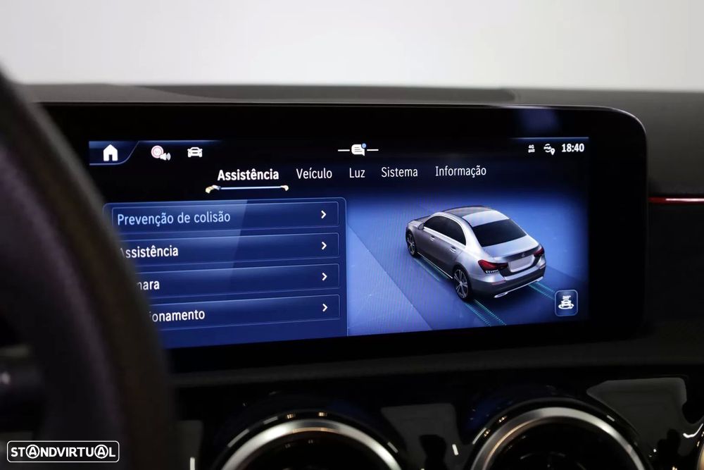 Mercedes-Benz A 180 Limousine d AMG Line Aut. - 38