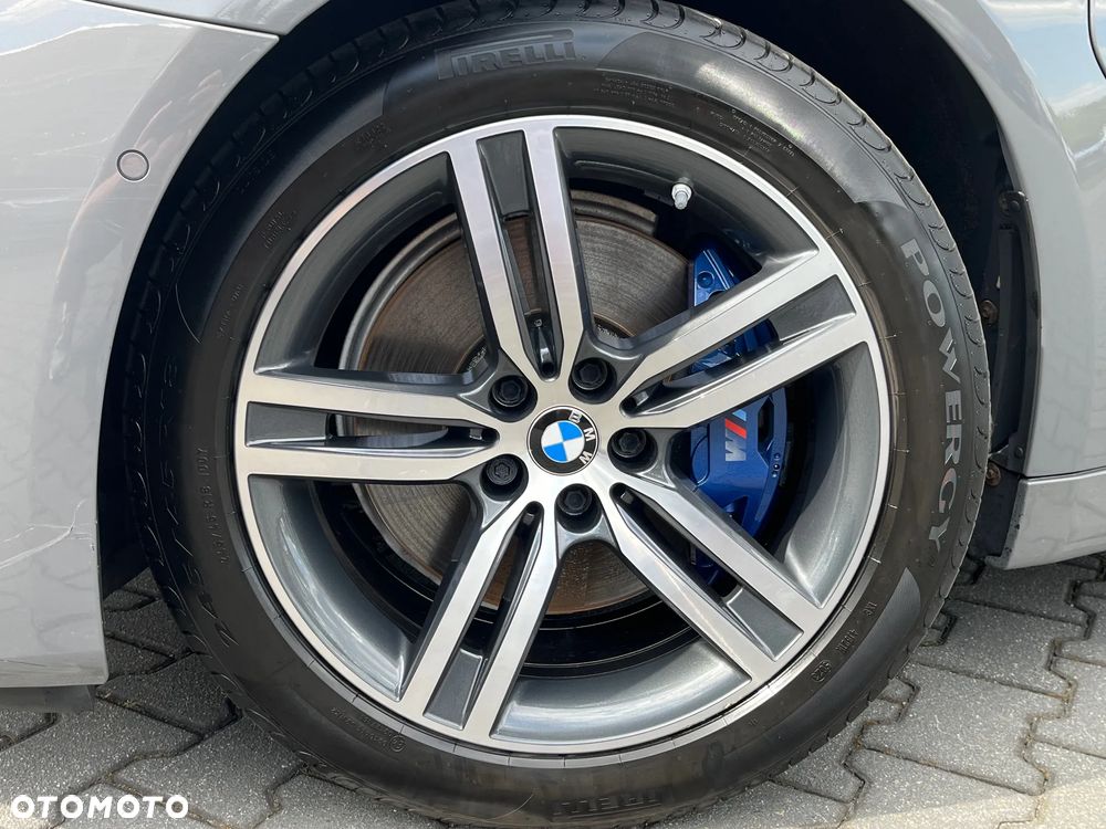 BMW Seria 5 530e xDrive - 4