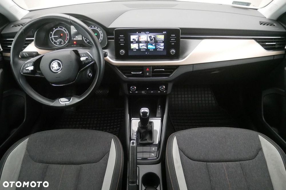 Skoda Kamiq 1.5 TSI Style DSG - 8