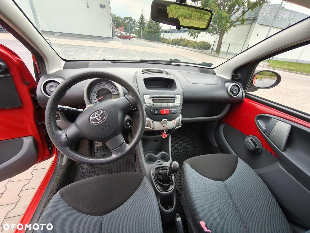 Toyota Aygo - 8