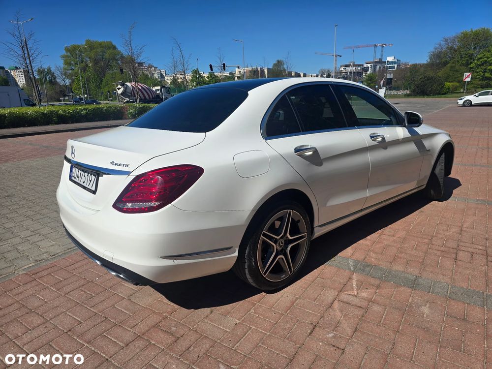 Mercedes-Benz Klasa C 400 4-Matic 7G-TRONIC - 4