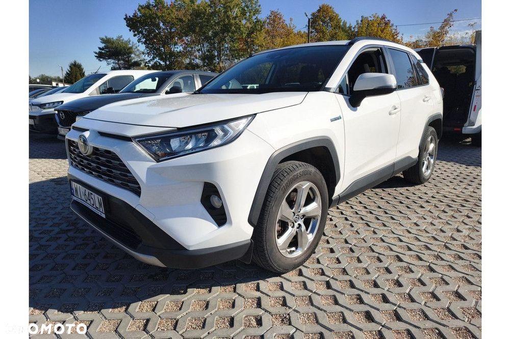 Toyota RAV4 - 1