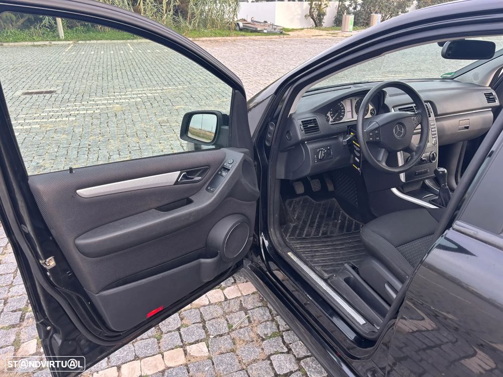 Mercedes-Benz B 150 - 8