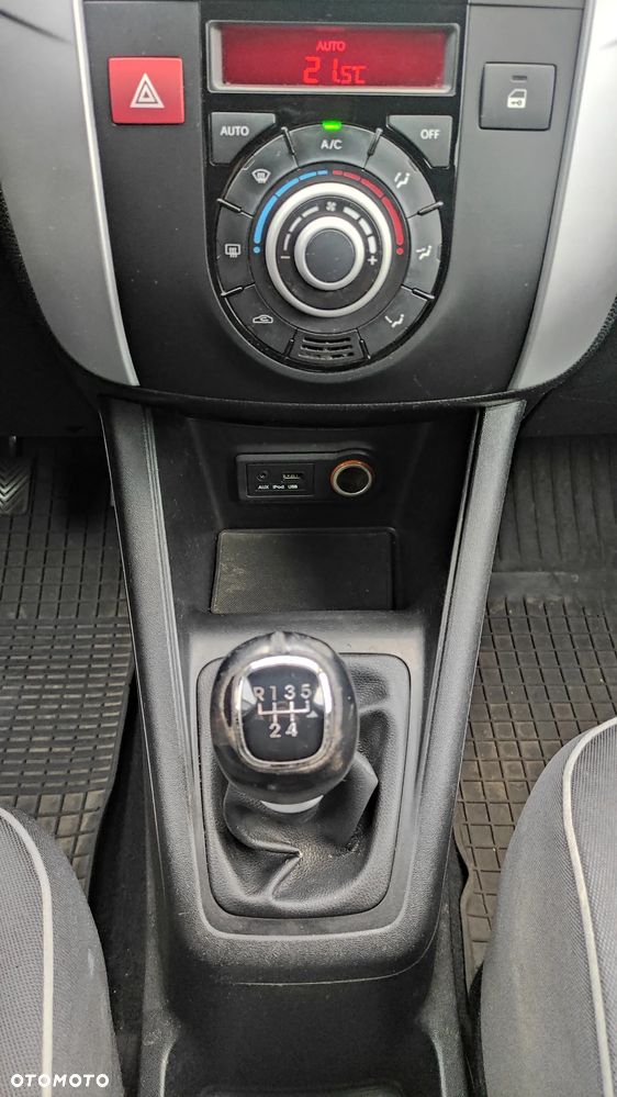 Kia Venga 1.4 L - 12