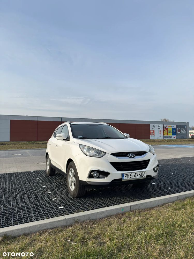 Hyundai ix35 1.6 2WD UEFA EURO 2012 Edition - 2