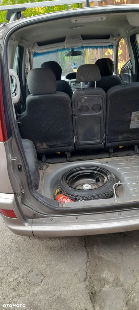TOYOTA YARIS verso 1 maska - 5