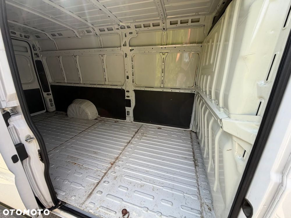 Peugeot BOXER - 32