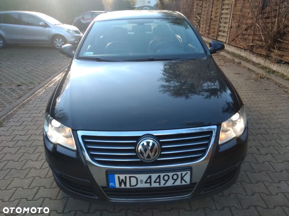 Volkswagen Passat 2.0 TDI Highline DSG - 4