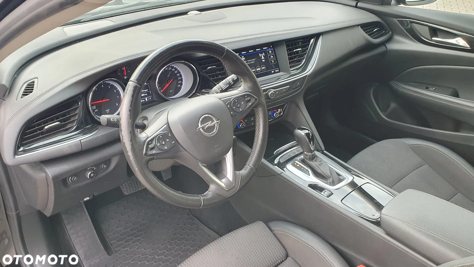 Opel Insignia 1.5 T Innovation S&S - 17
