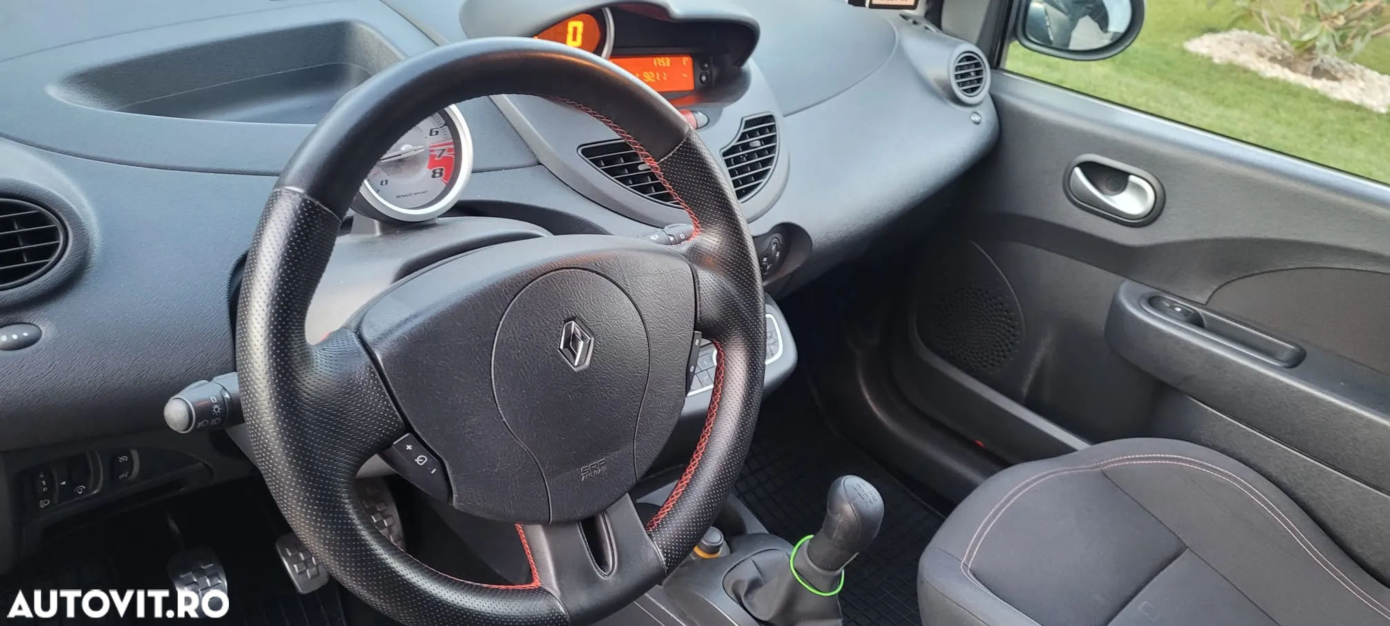 Renault Twingo RS 1.6 - 9