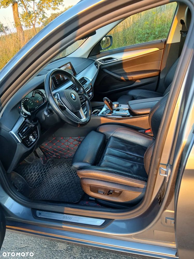 BMW Seria 5 520d - 14