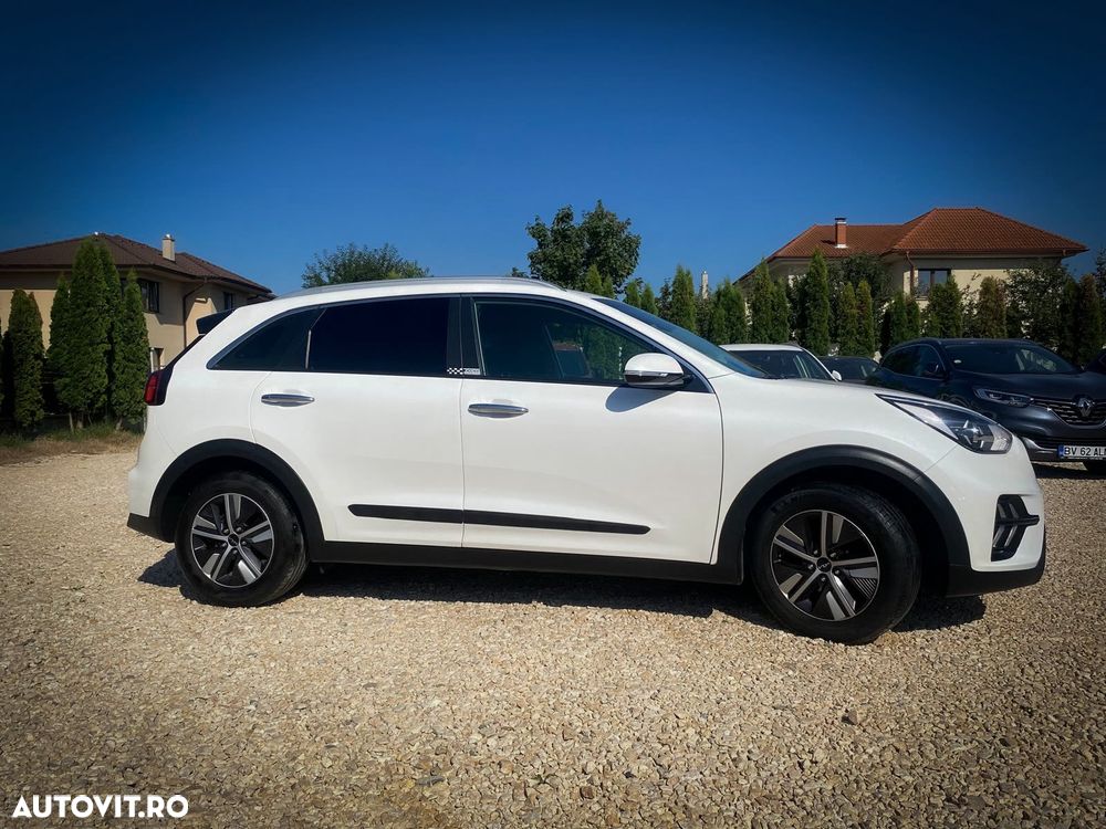 Kia Niro 1.6 GDI HEV 2WD OPF Aut. Vision - 3