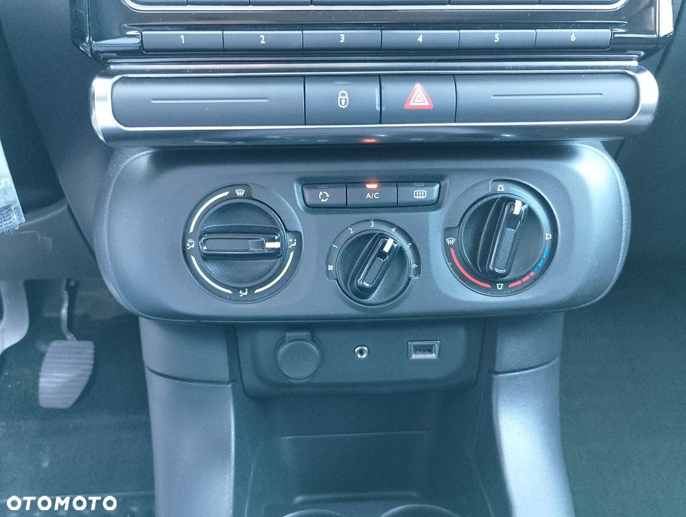 Citroën C3 1.2 PureTech Shine S&S - 16