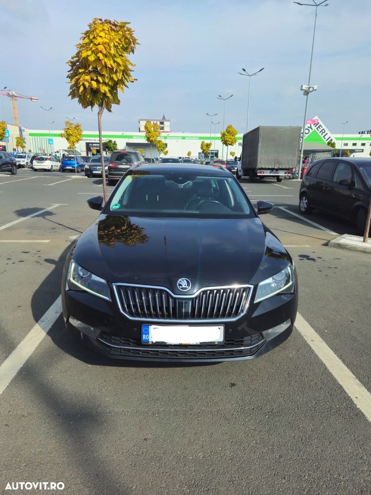 Skoda Superb 2.0 TDI 4x4 DSG Premium Edition - 1