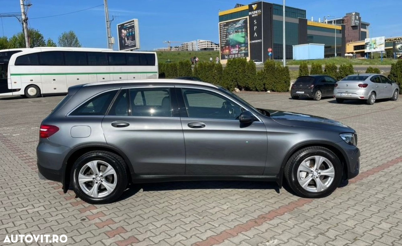 Mercedes-Benz GLC 220 d 4Matic 9G-TRONIC Exclusive - 30