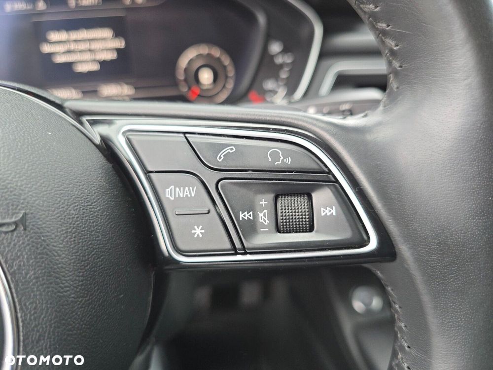 Audi A4 Limousine - 16