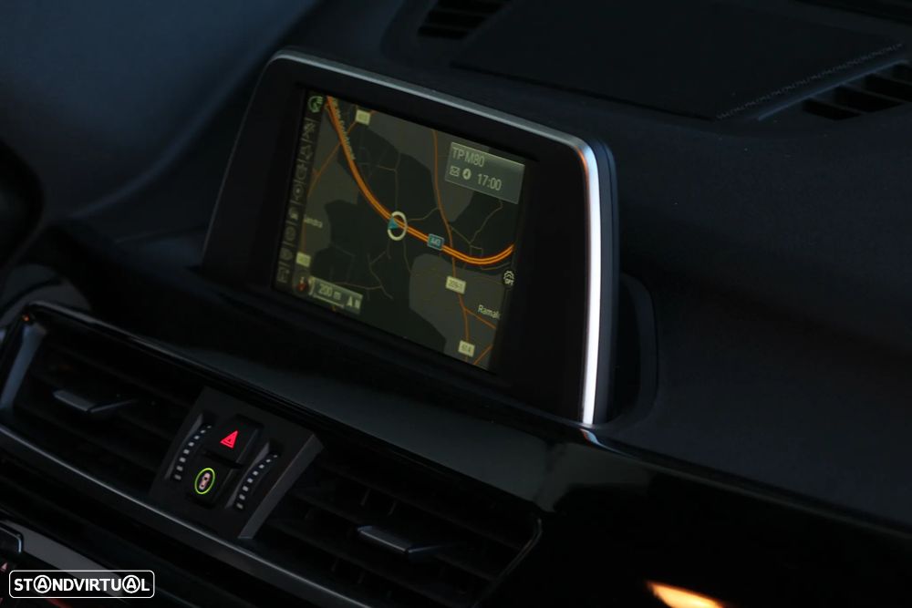 BMW X1 16 d sDrive Line Sport - 29