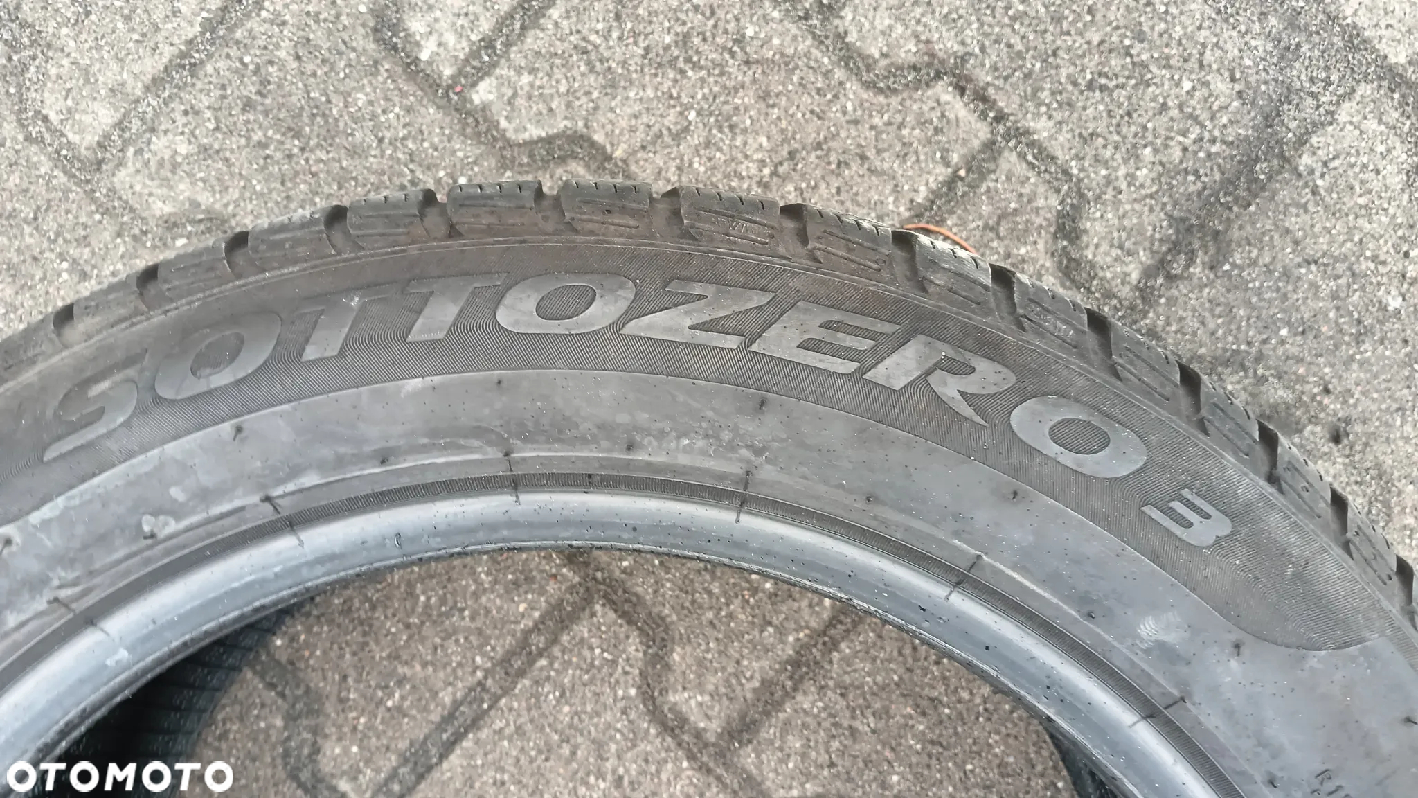 Opony zimowe 215/55 R17 Pirelli Sottozero 3 komplet 2022 - 4