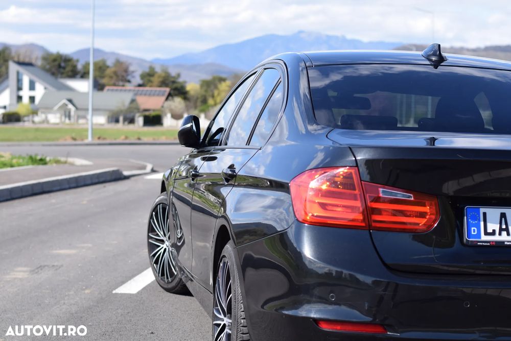 BMW Seria 5 520d Sport-Aut. - 28