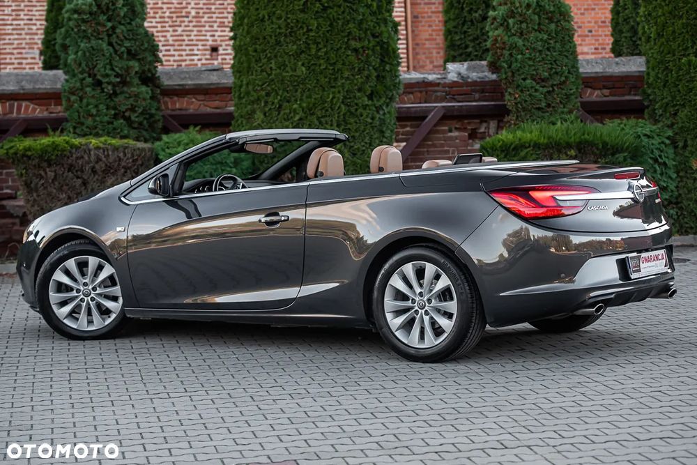 Opel Cascada 2.0 CDTI Cosmo S&S - 10