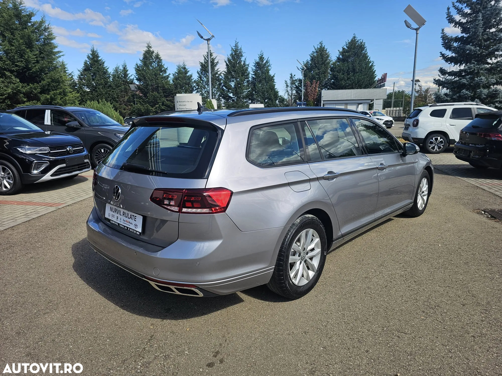 Volkswagen Passat Variant 2.0 TDI DSG Advance - 8