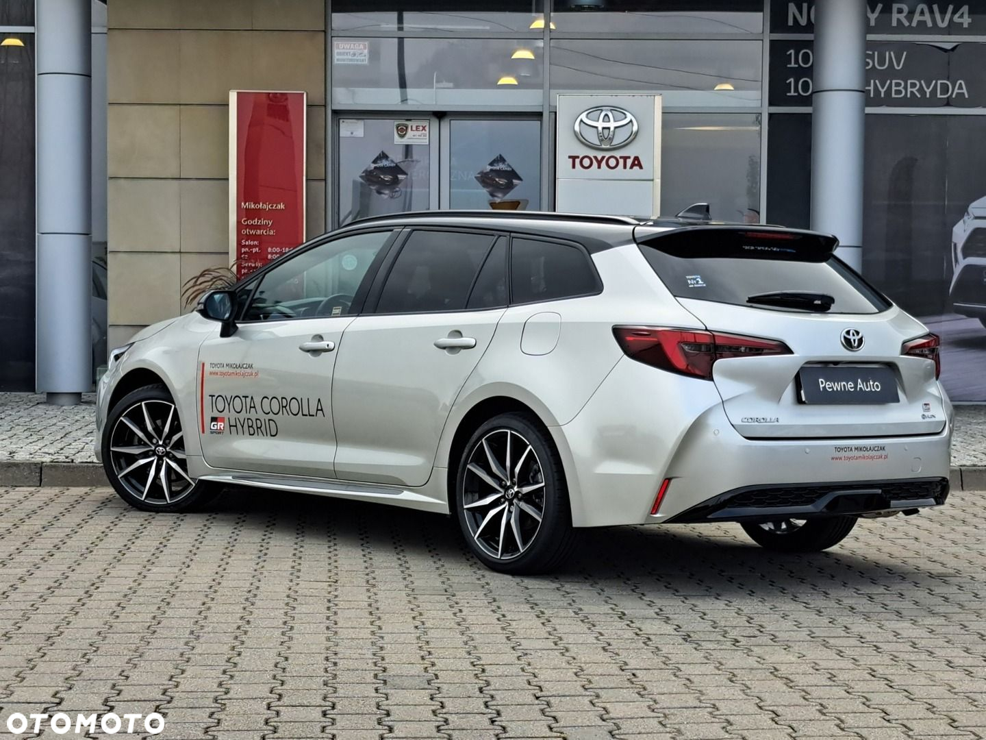 Toyota Corolla - 4