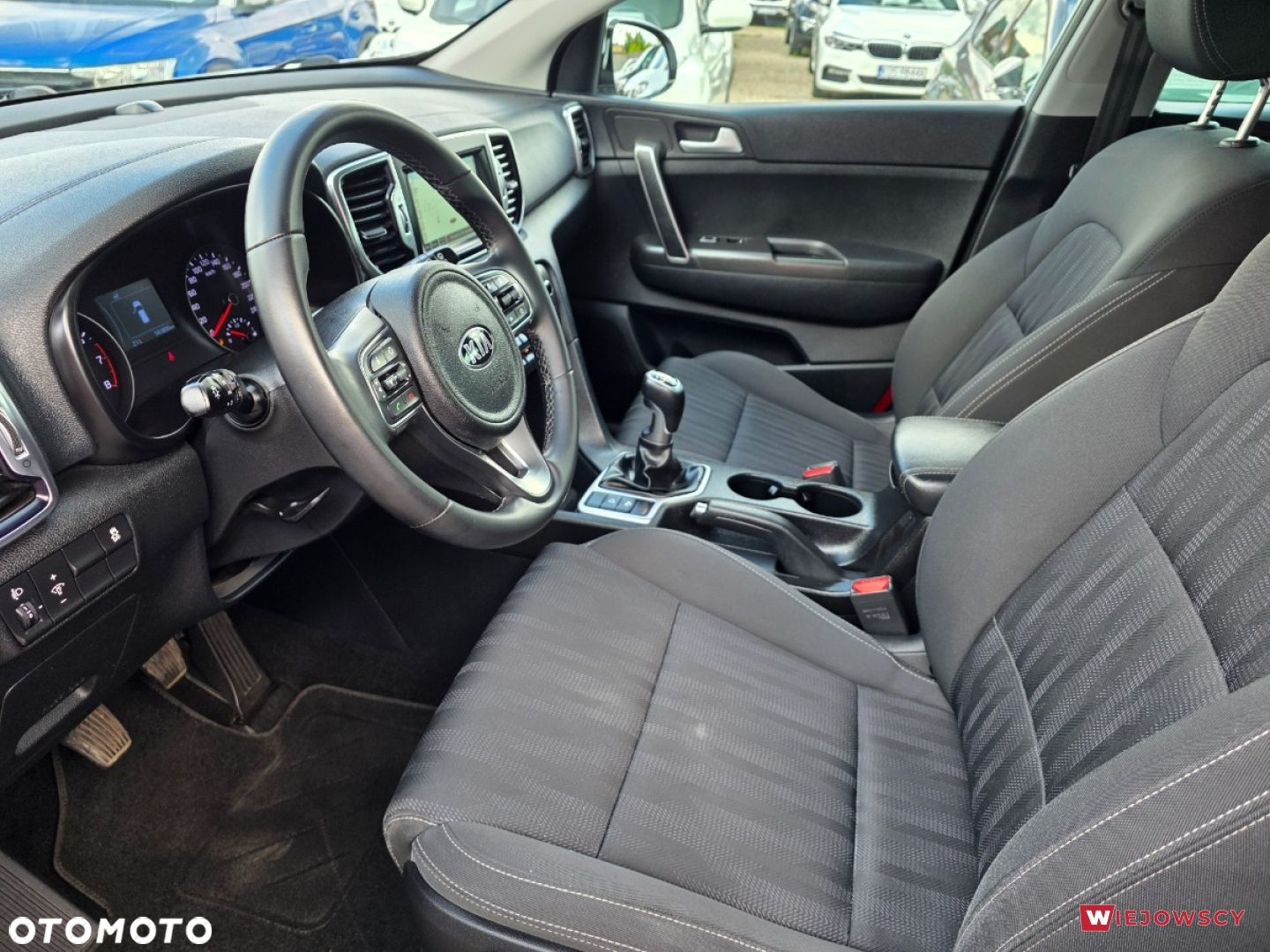 Kia Sportage - 10